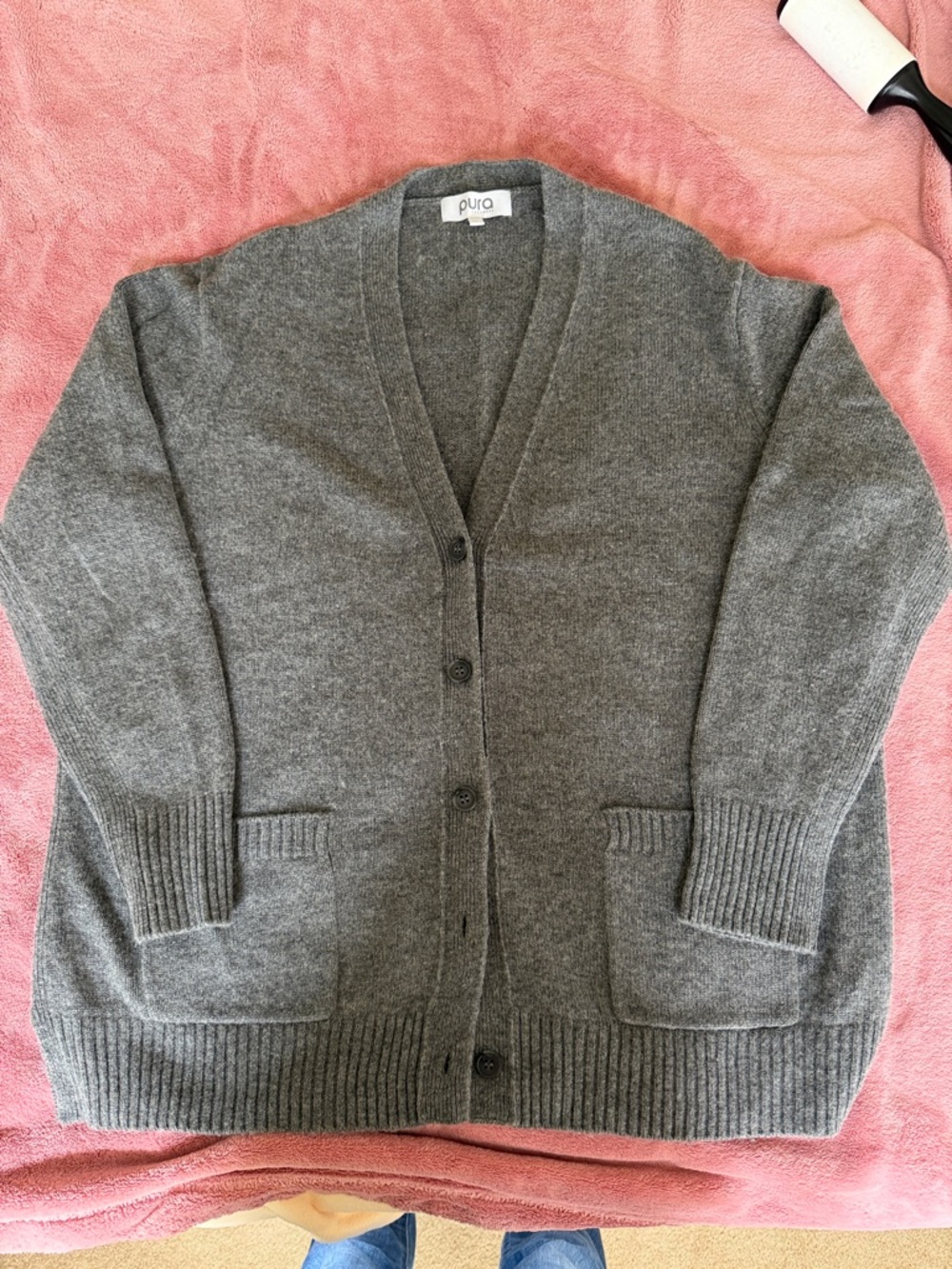 Pura Cashmere Gray V-Neck Button Cardigan with Front Pockets 100% Cashmere